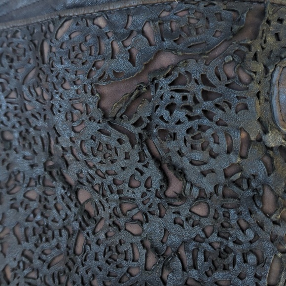 CC Skye Leather Bag - Picture 5 of 5